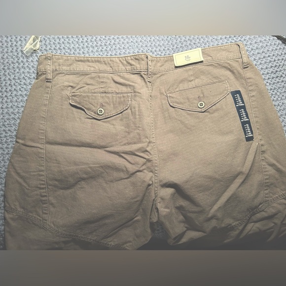 Brand New Grey Cotton Pants - The Gap. Never Worn. - Picture 3 of 6